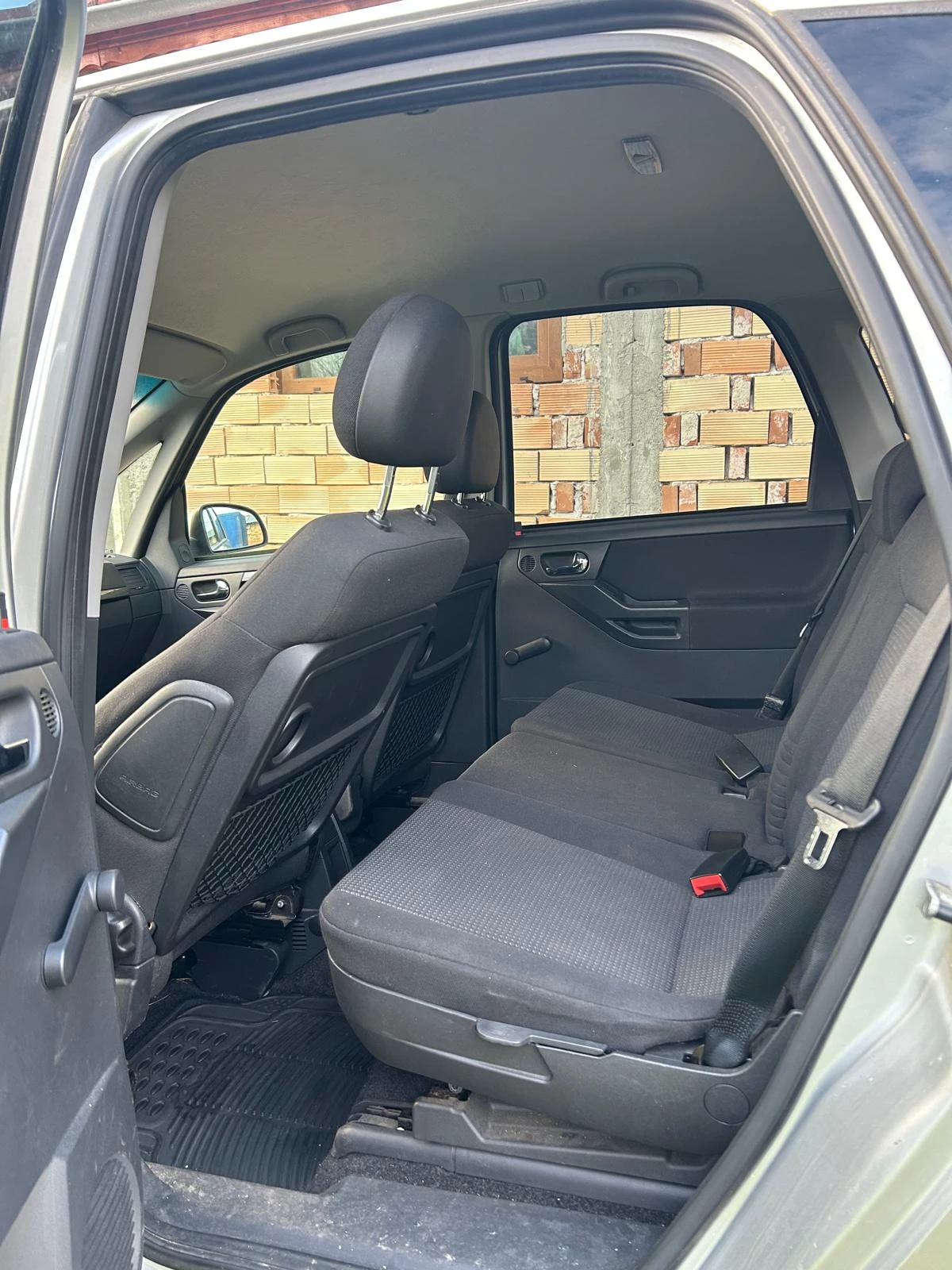Opel Meriva, снимка 8 - Автомобили и джипове - 55155604