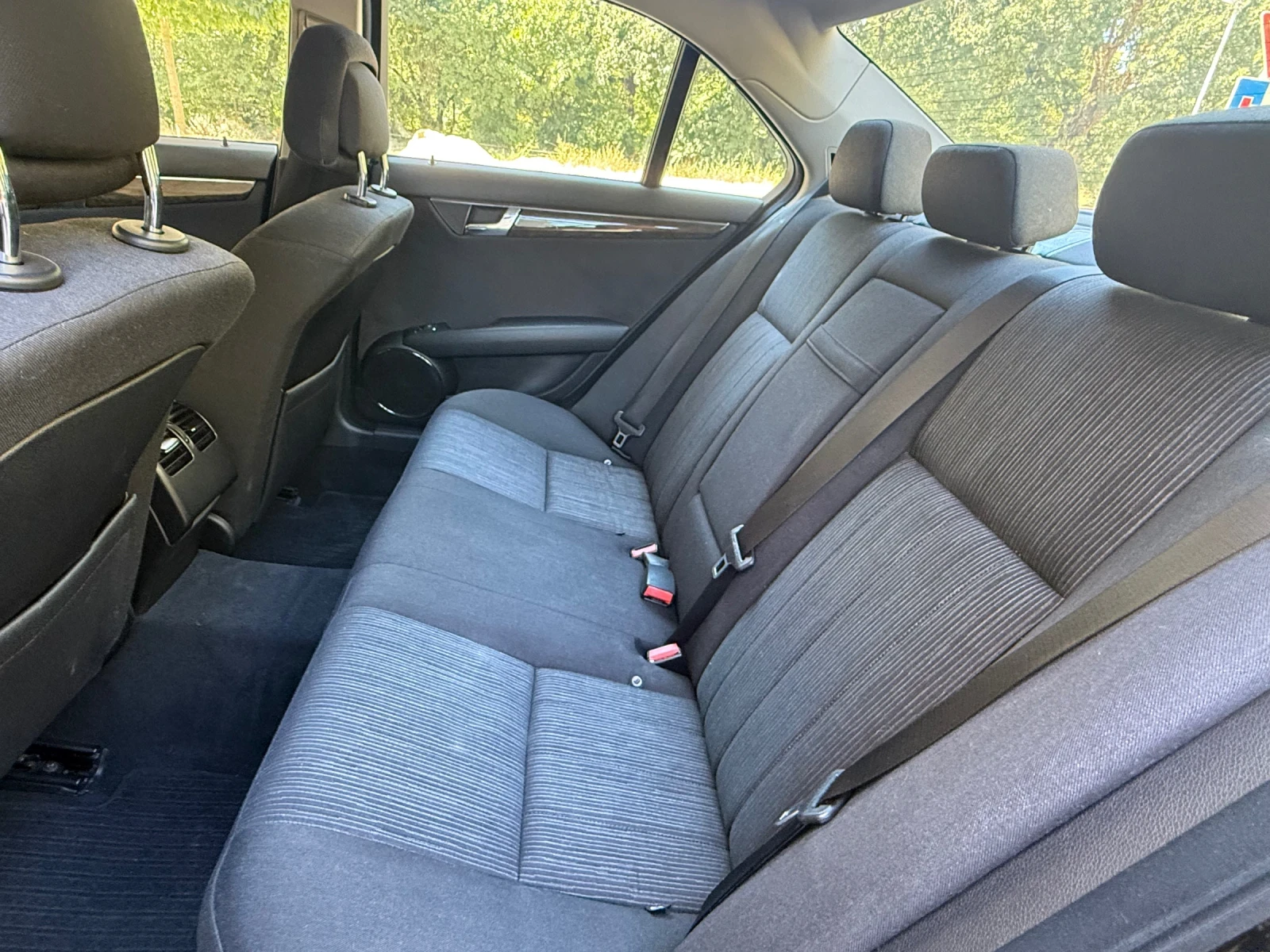 Mercedes-Benz C 230, снимка 15 - Автомобили и джипове - 56014569