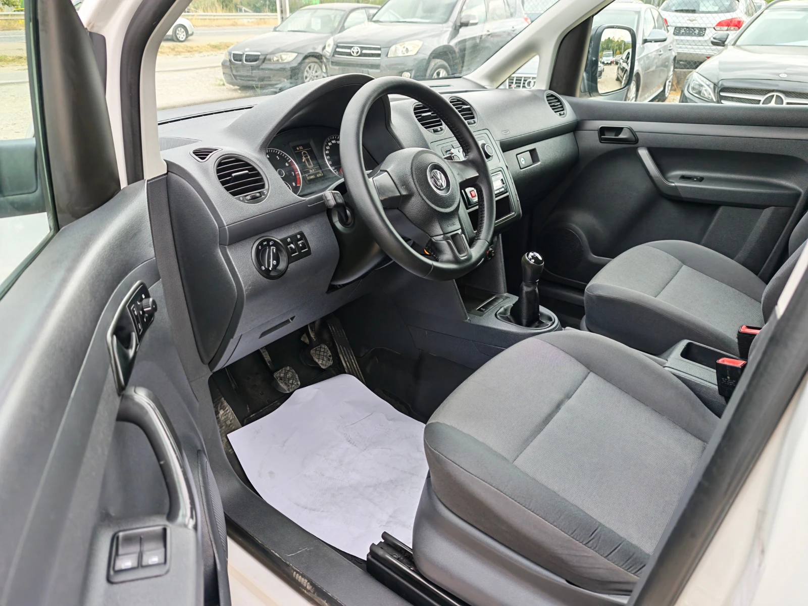 VW Caddy 2.0 бензин метан, снимка 12 - Автомобили и джипове - 56085168