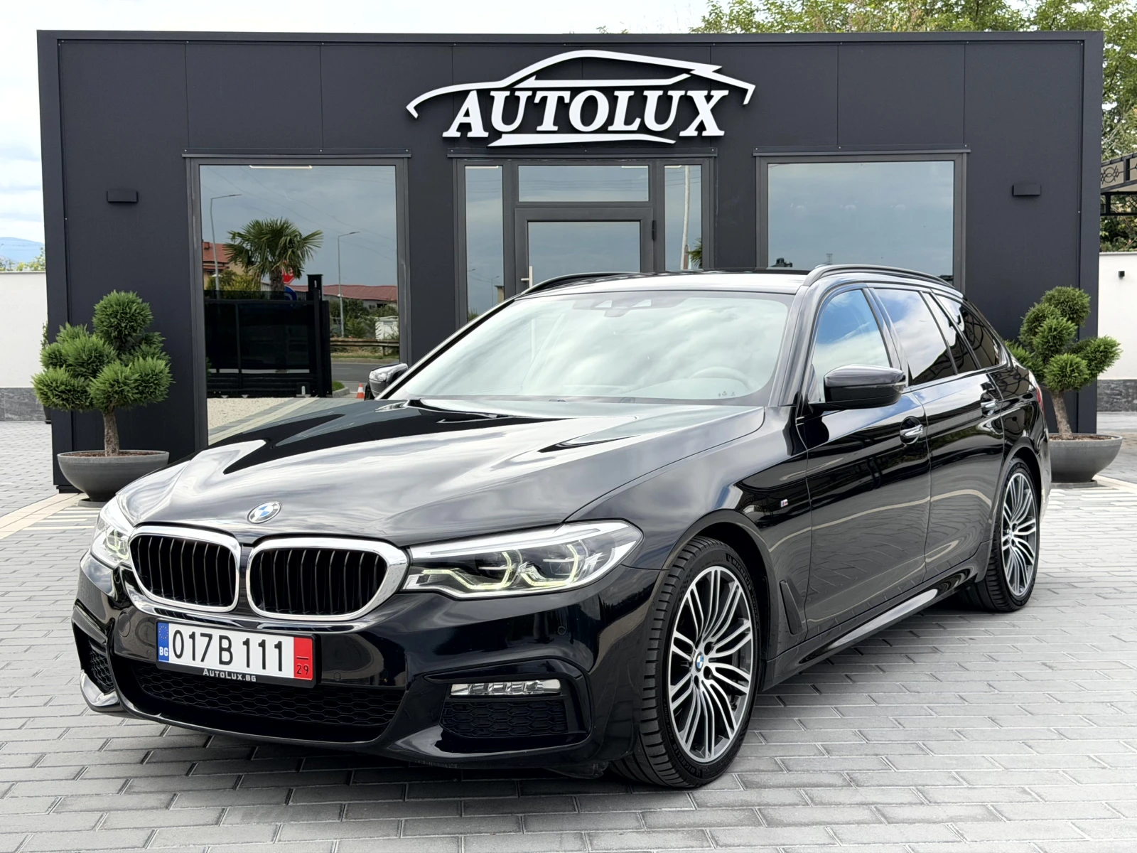 BMW 520 d X-DRIVE M-SPORT* LASER LED* ПЪЛНА СЕРВ. ИСТОРИЯ