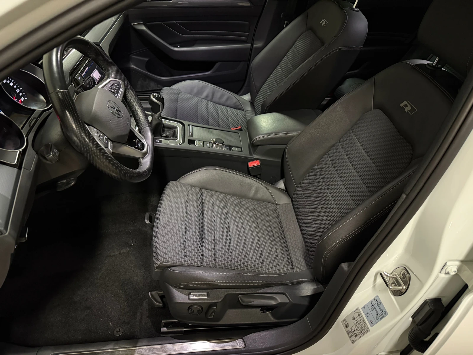 VW Passat 2.0TDI/R Line/ | Mobile.bg � ����������� 8