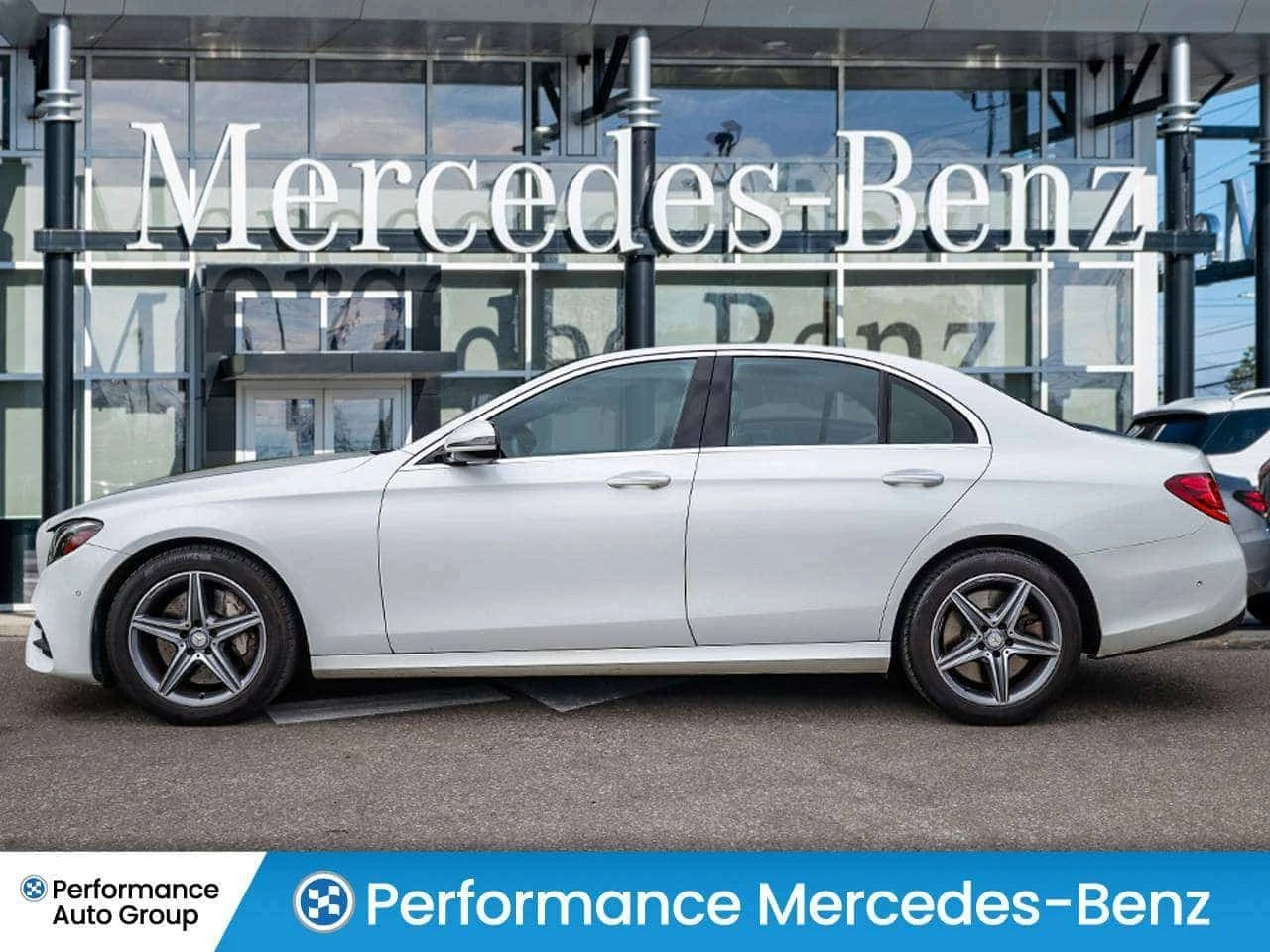 Mercedes-Benz E 400 4MATIC | AMG| ��������| Carplay|  | Mobile.bg � ����������� 3