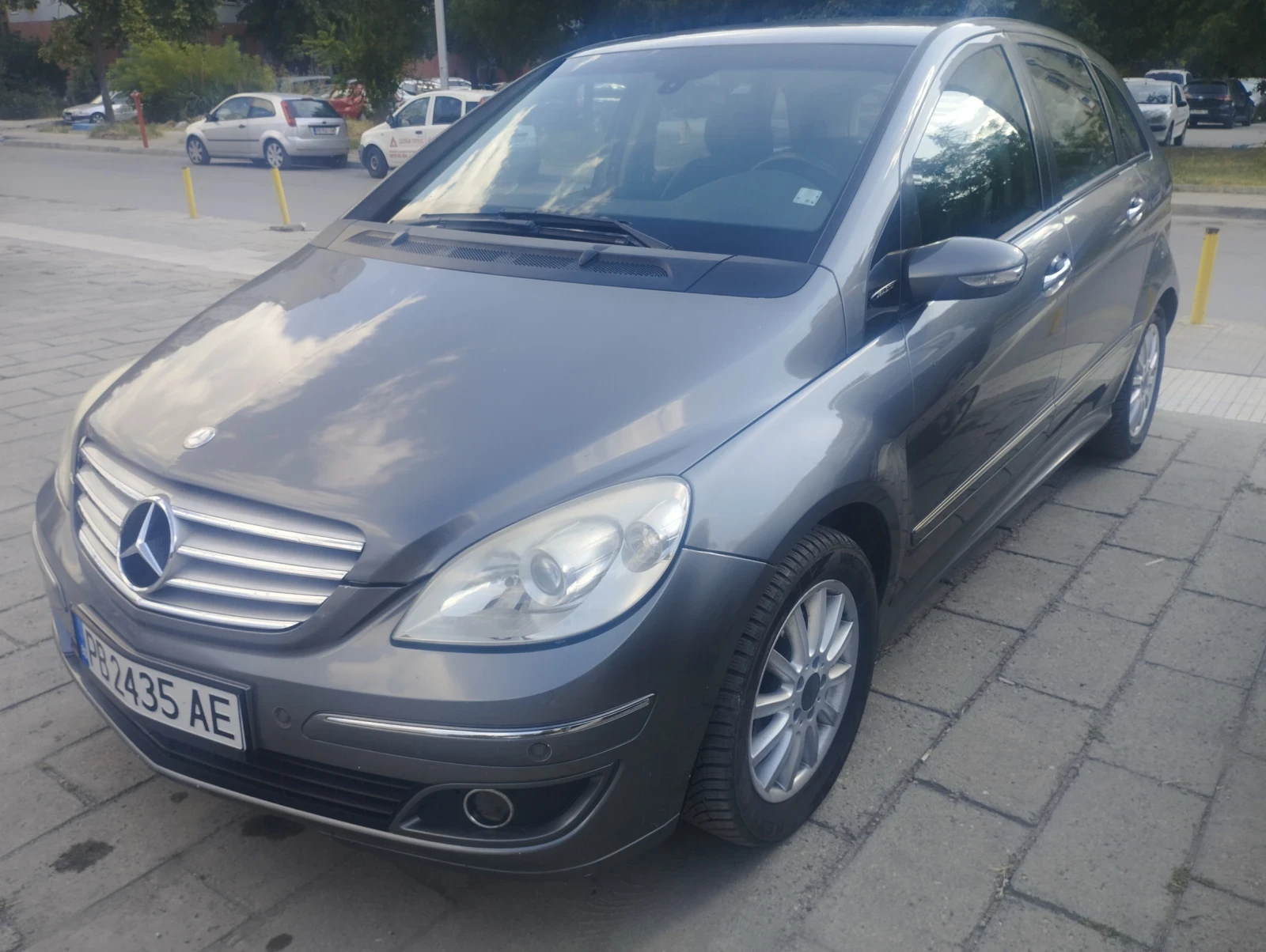 Mercedes-Benz B 200, снимка 2 - Автомобили и джипове - 56633007