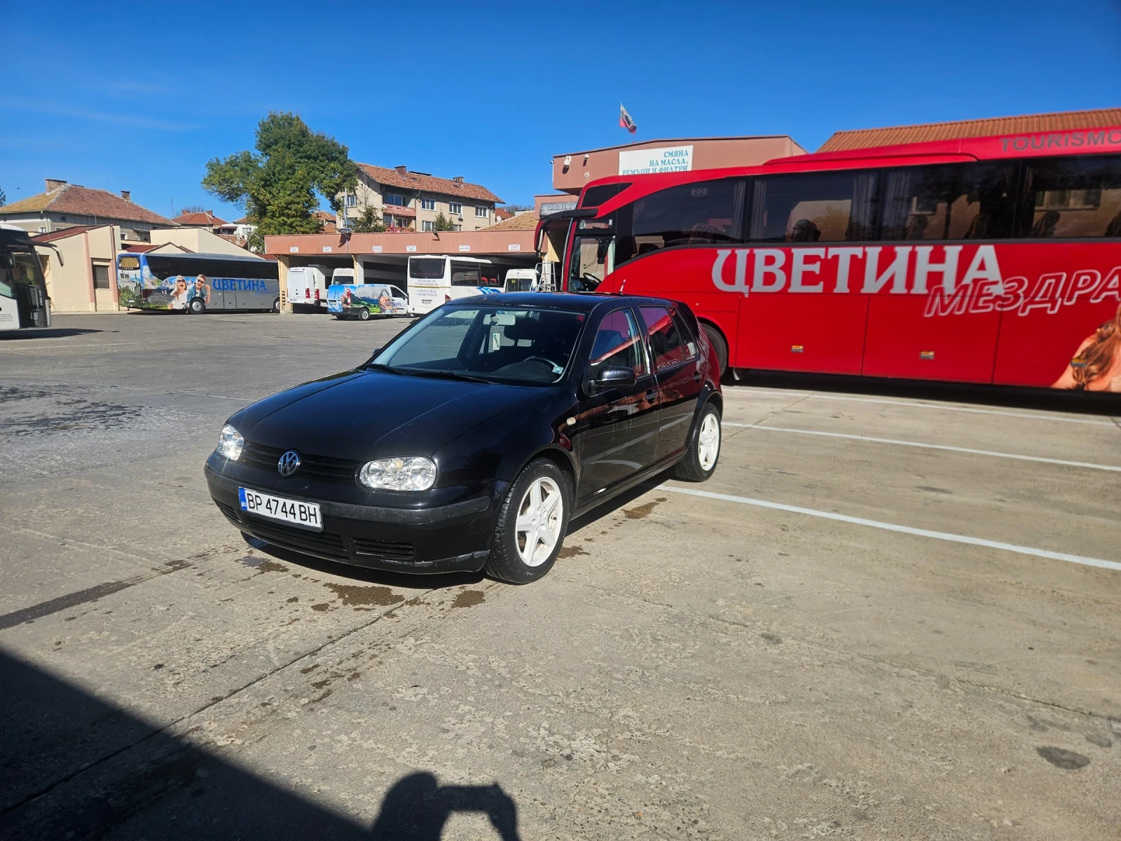 VW Golf 1.9 .90кс тди, снимка 17 - Автомобили и джипове - 56639869
