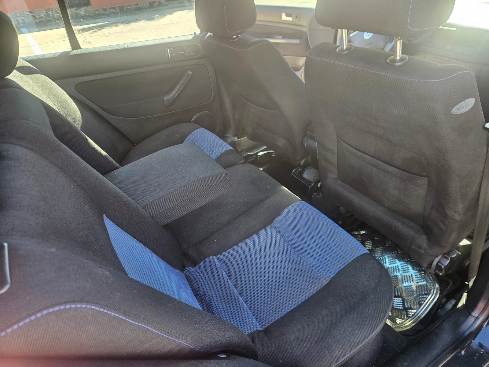 VW Golf 1.9 .90кс тди, снимка 11 - Автомобили и джипове - 56639869