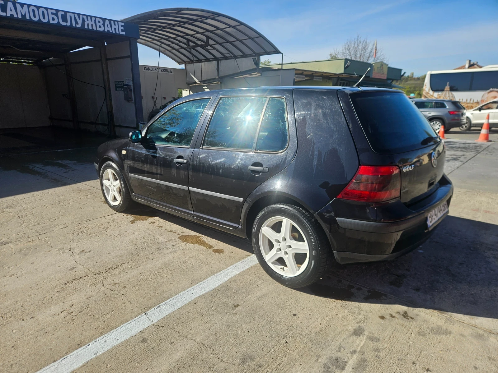 VW Golf 1.9 .90кс тди, снимка 7 - Автомобили и джипове - 56639869