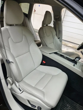 Volvo XC60 2.0 D4 Напълно обслужен + Каско + Гражданска, снимка 8