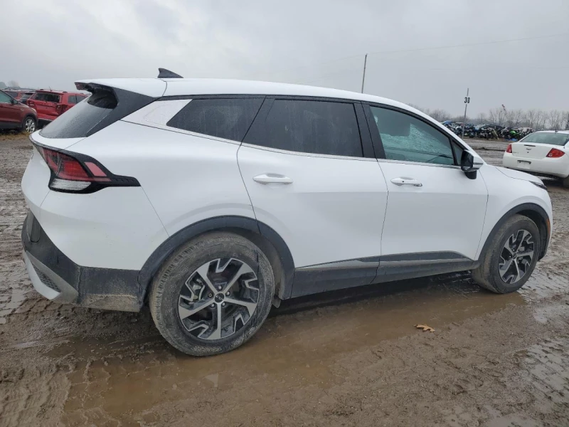 Kia Sportage EX Подгрев* Обдух* Keyless* LED* , снимка 3 - Автомобили и джипове - 48368586