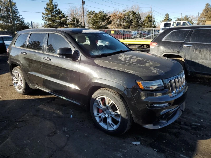 Jeep Grand cherokee SRT-8 6.4* ЦЕНА ДО БЪЛГАРИЯ , снимка 1 - Автомобили и джипове - 49387922