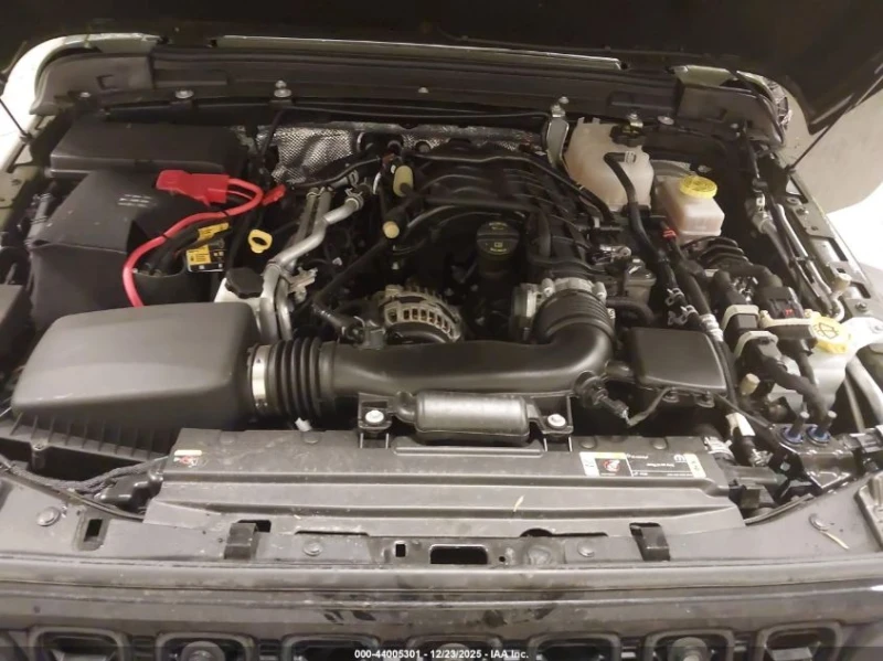 Jeep Wrangler 3.6l 4-Door Willys 4X4, снимка 10 - Автомобили и джипове - 53198772