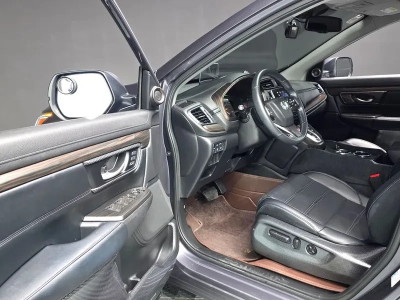 Honda Cr-v 2.0 Hybrid Touring 4Wd, снимка 10 - Автомобили и джипове - 55927816