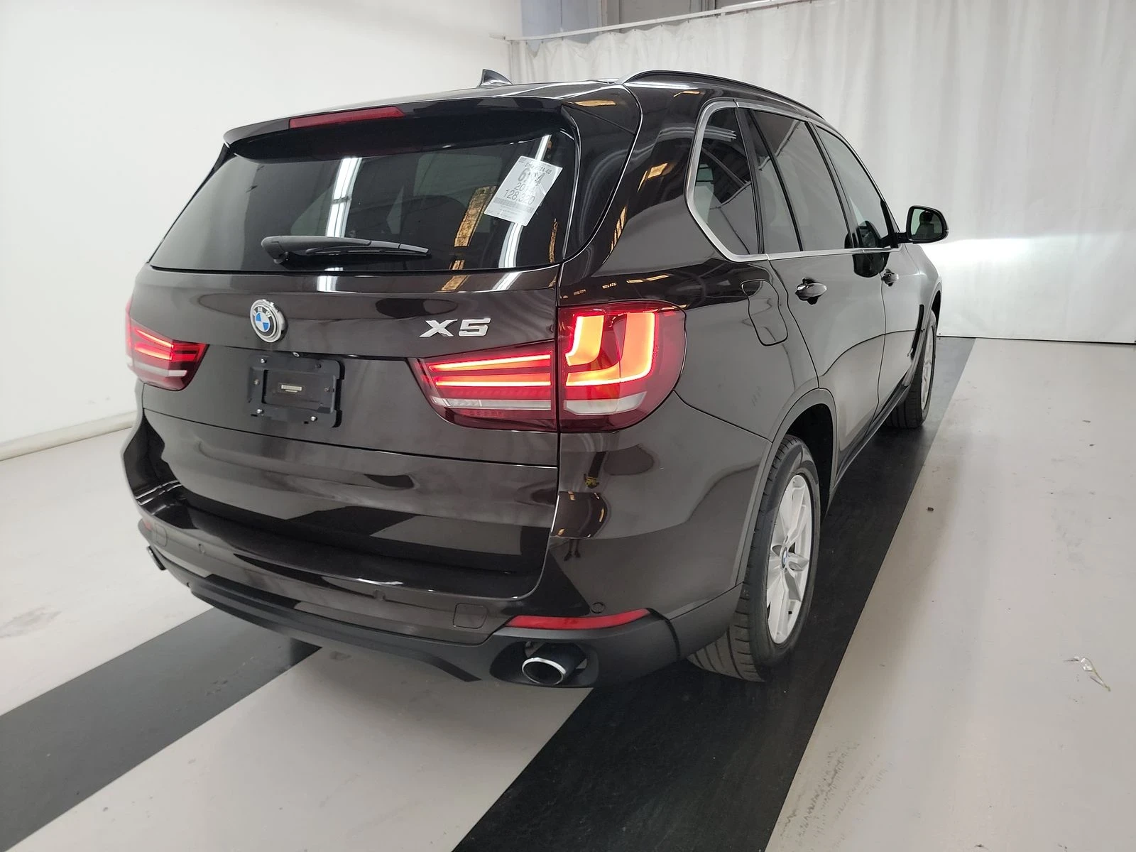 BMW X5 2014* 3.5isdrive* Камера* Подгреви* keyless* Adapt - изображение 3