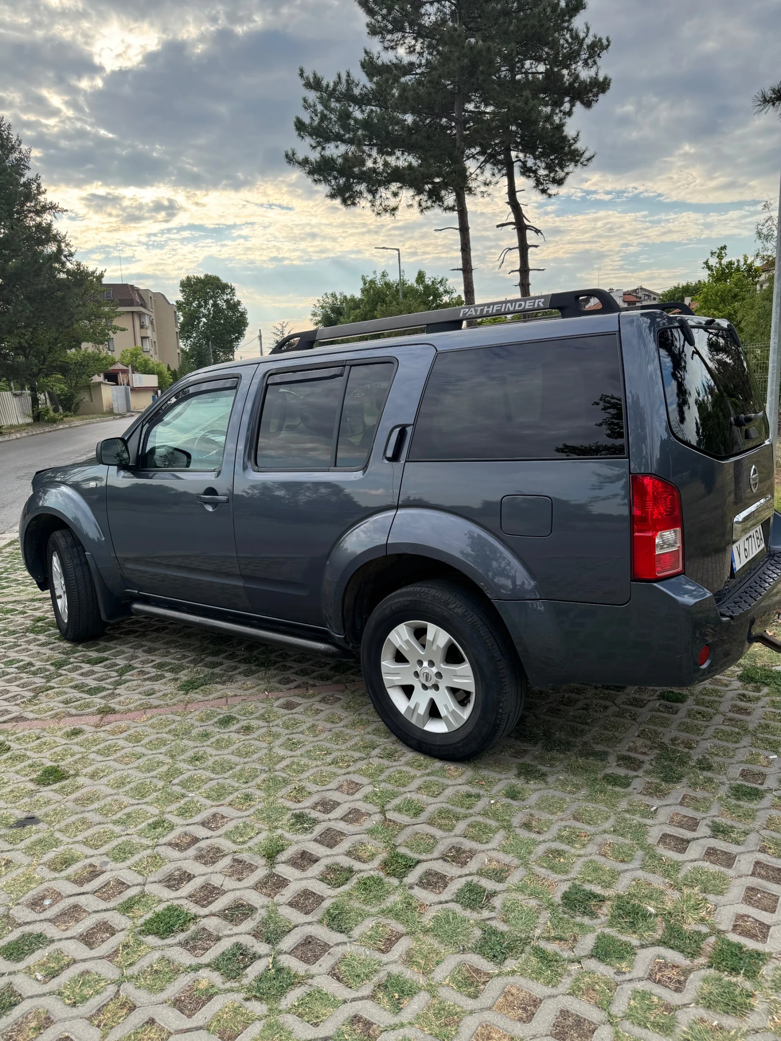 Nissan Pathfinder  - изображение 5