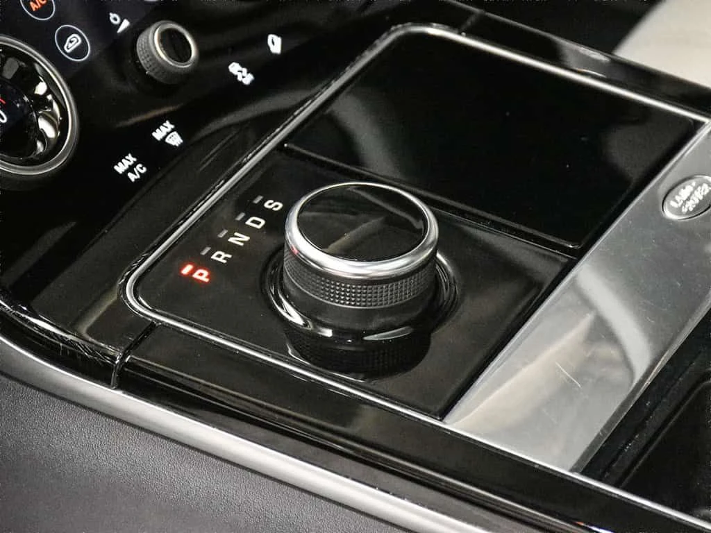 Land Rover Range Rover Velar * P340 R Dynamic S * CARFAX * ���� �� �� | Mobile.bg � ����������� 13