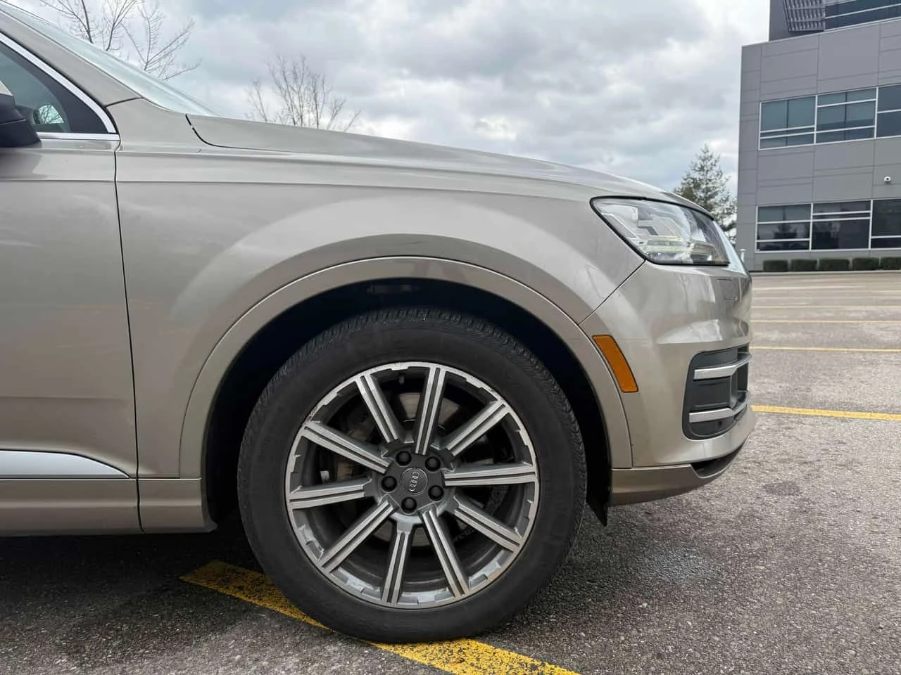 Audi Q7 / DIS / 360 / ОБДУХВАНЕ / HUD / BOSE / PANO , снимка 7 - Автомобили и джипове - 54135002