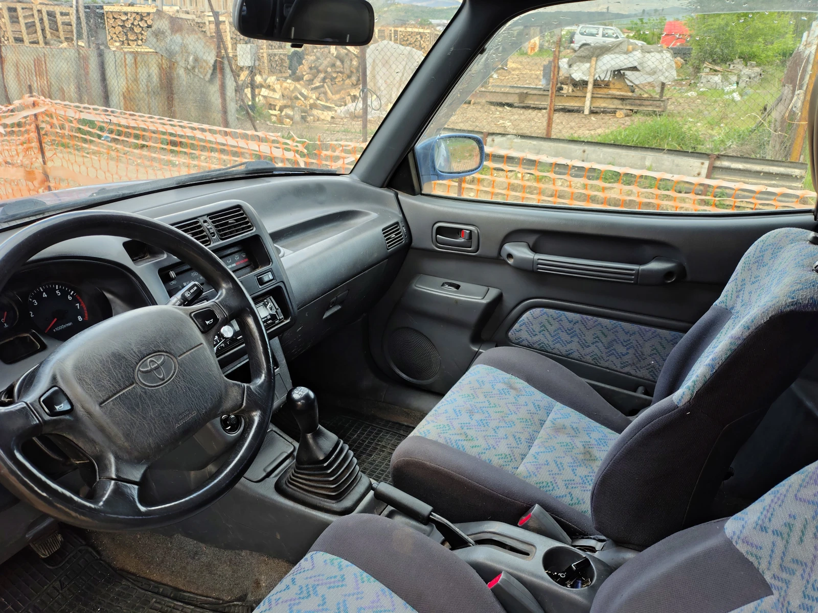 Toyota Rav4 Бензин 4x4, снимка 9 - Автомобили и джипове - 54568747