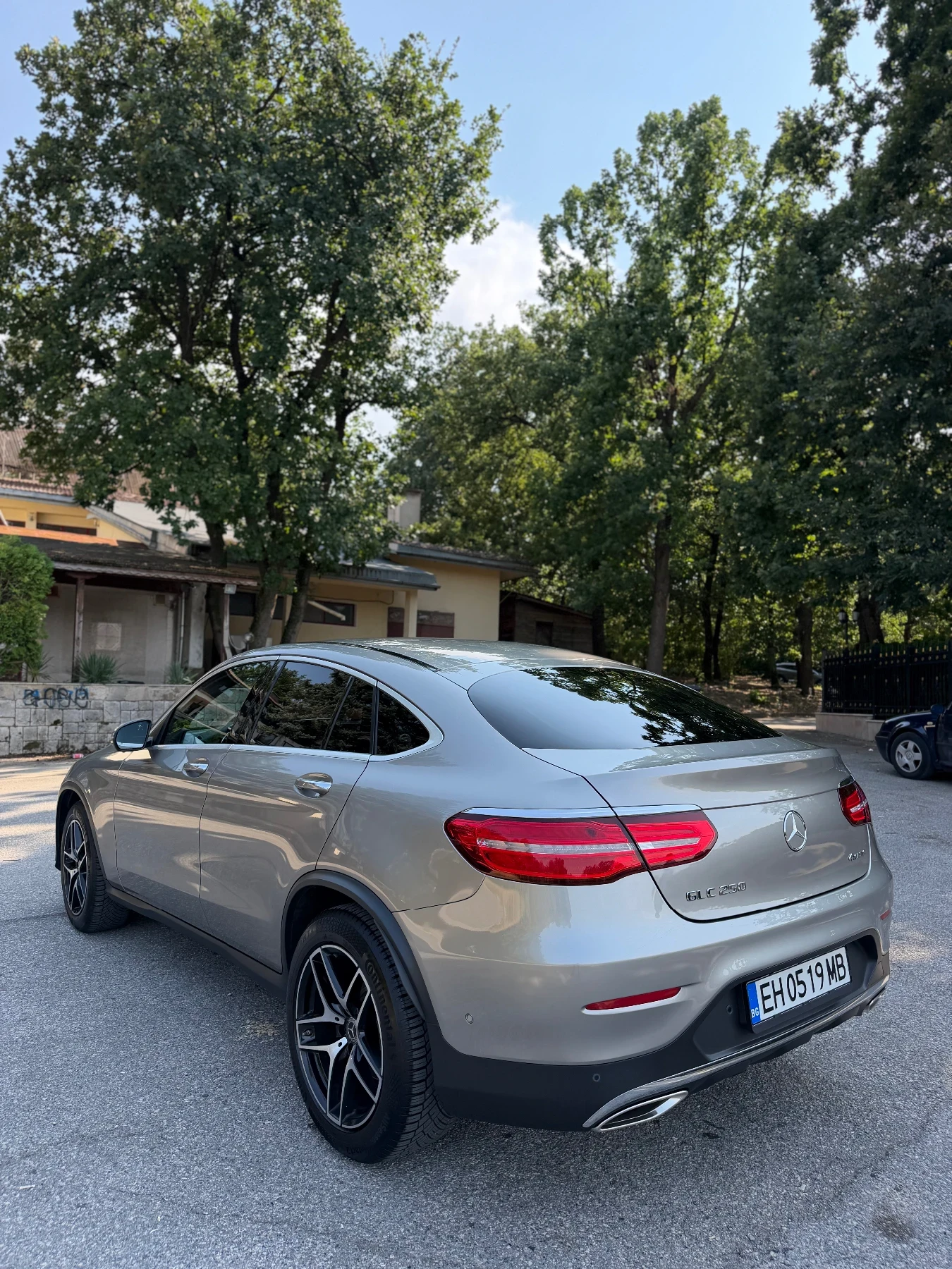 Mercedes-Benz GLC 250 2.5 Бензин , снимка 4 - Автомобили и джипове - 55847125