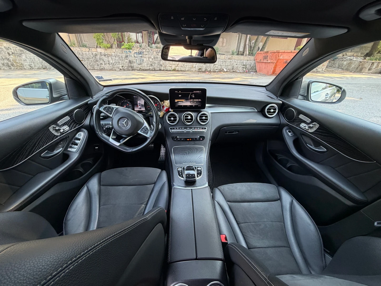 Mercedes-Benz GLC 250 2.5 Бензин , снимка 11 - Автомобили и джипове - 55847125