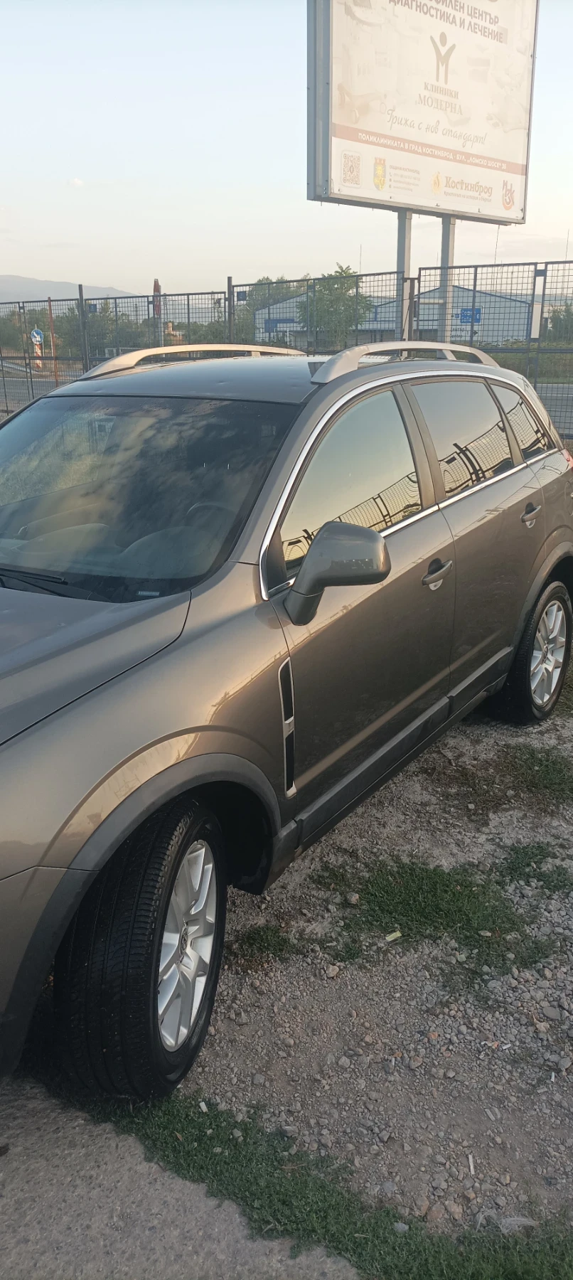 Opel Antara, снимка 4 - Автомобили и джипове - 56043619