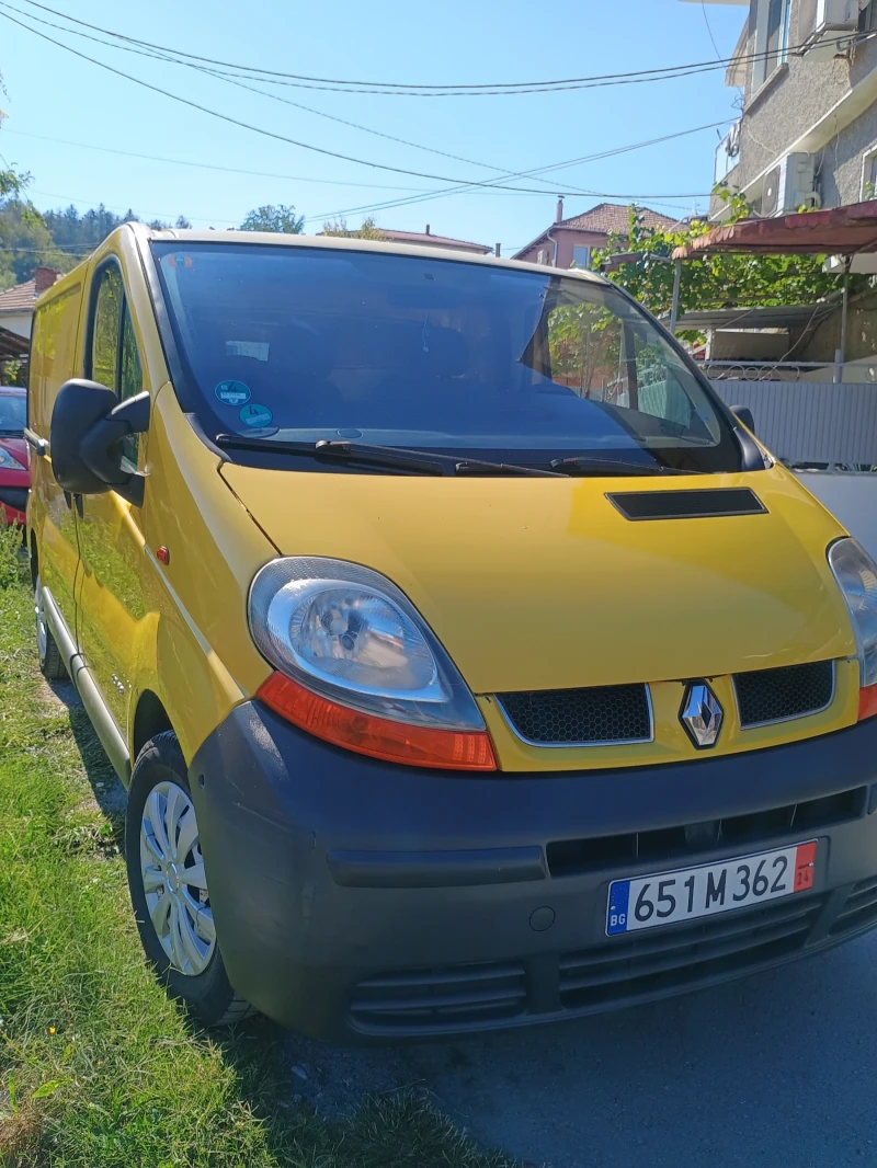 Renault Trafic 1.9dci, снимка 4 - Бусове и автобуси - 47396253