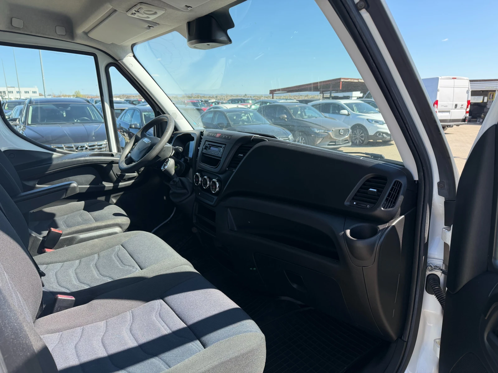 Iveco Daily 35s16 MAXI AVTOMAT EURO 6, снимка 12 - Бусове и автобуси - 54139855