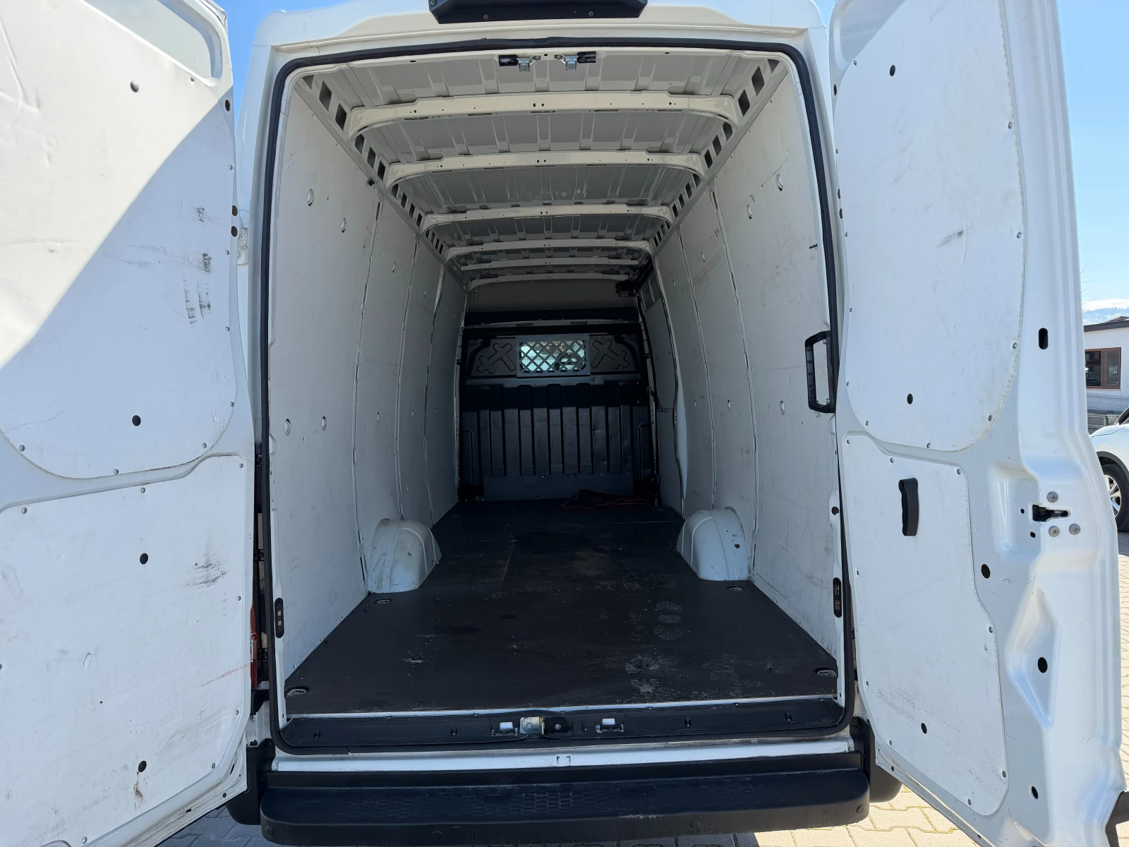 Iveco Daily 35s16 MAXI AVTOMAT EURO 6, снимка 8 - Бусове и автобуси - 54139855