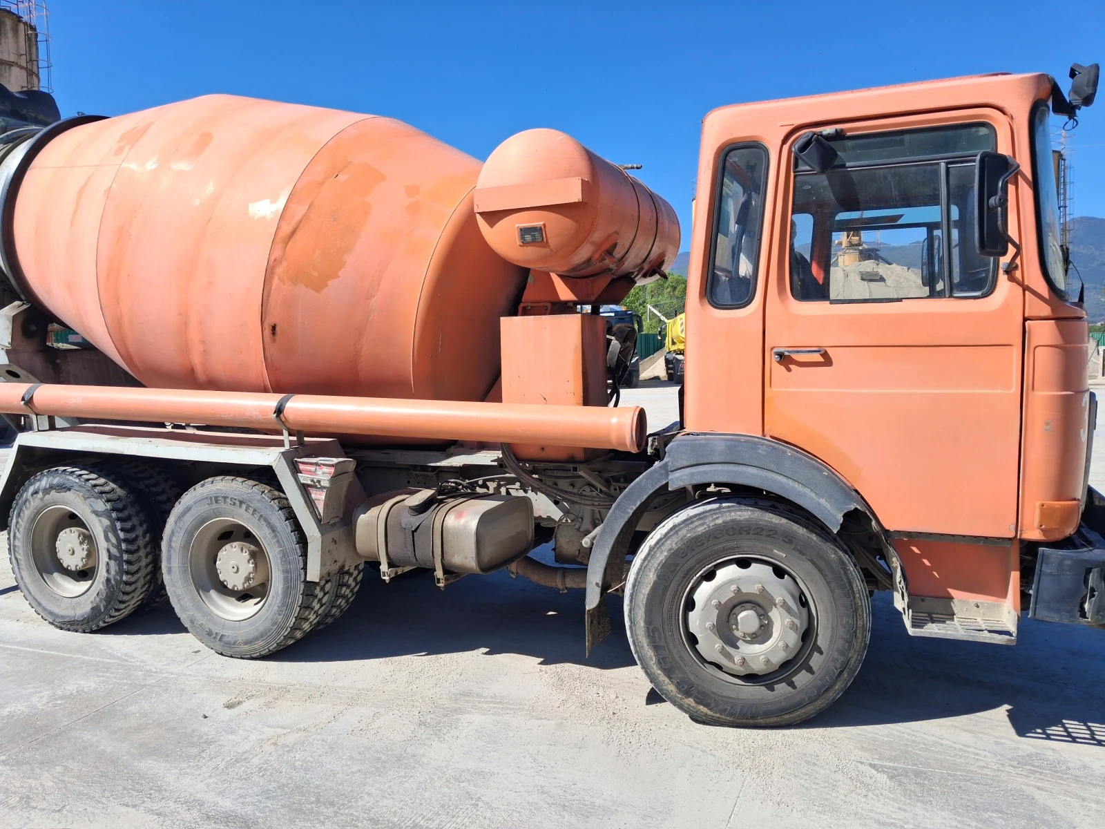 Бетон миксер Man 26.240 DF, снимка 3 - Индустриална техника - 54309670