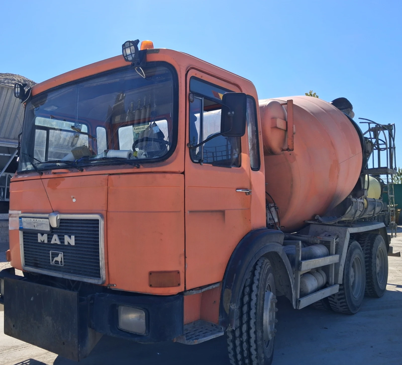 Бетон миксер Man 26.240 DF