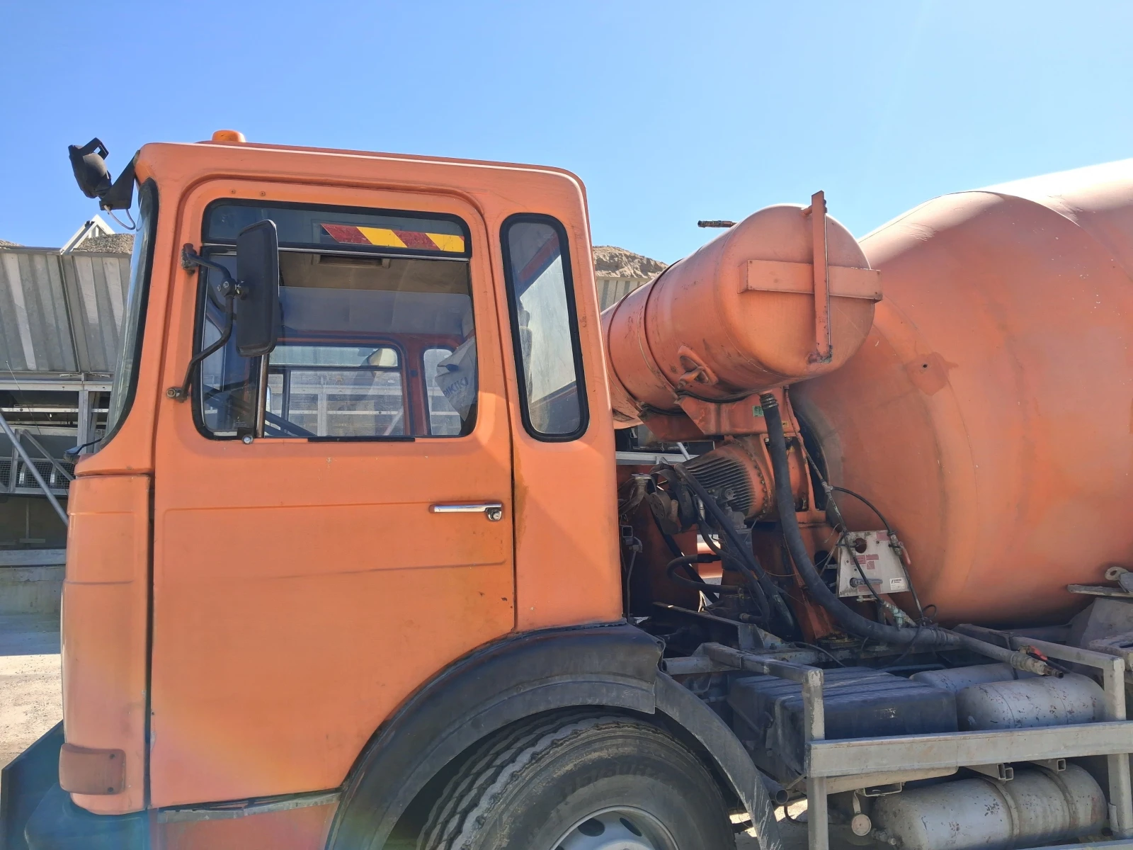 Бетон миксер Man 26.240 DF, снимка 8 - Индустриална техника - 54309670