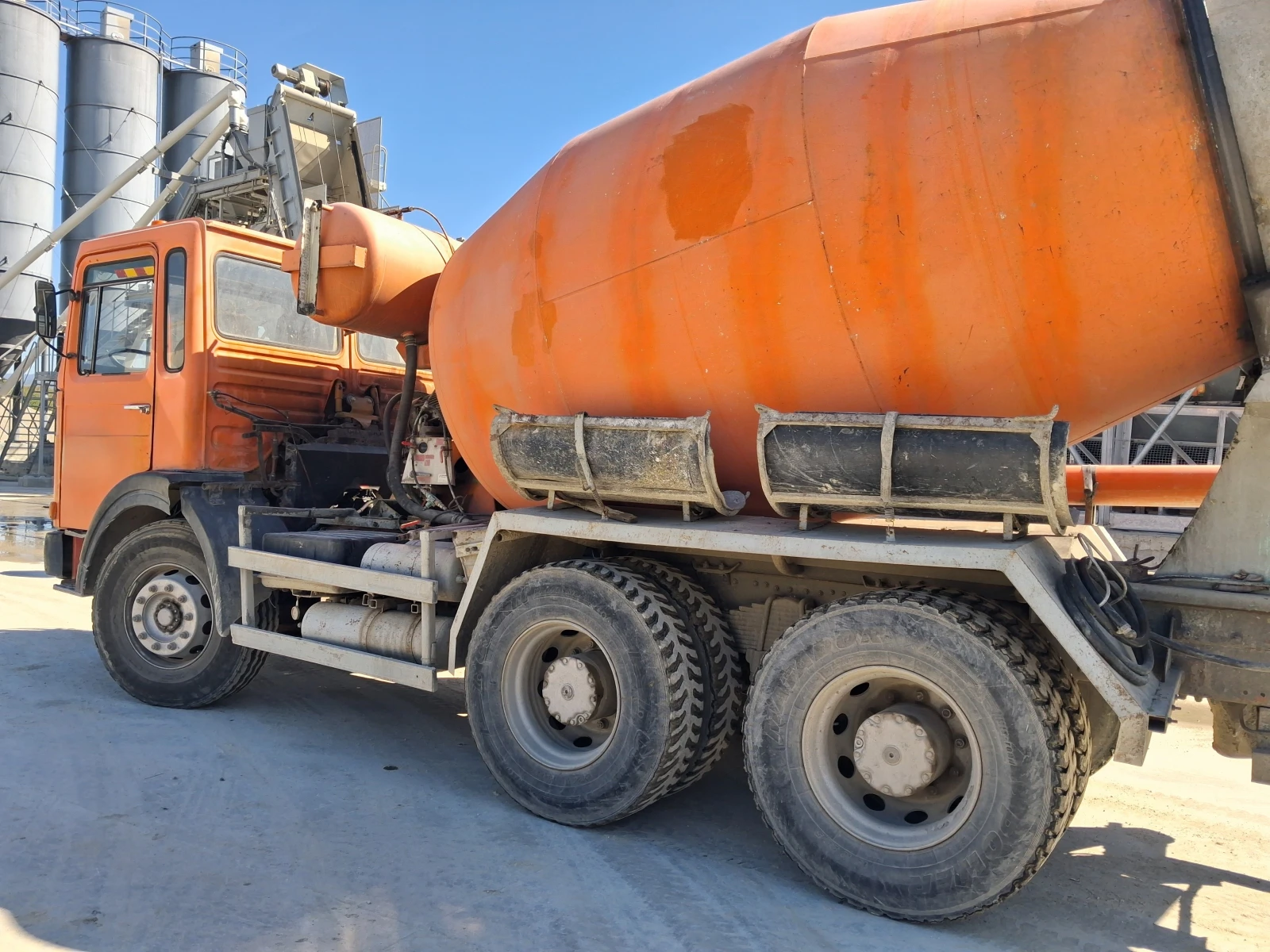 Бетон миксер Man 26.240 DF, снимка 7 - Индустриална техника - 54309670