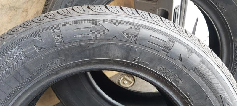 Гуми Летни 205/65R15, снимка 4 - Гуми и джанти - 33172687