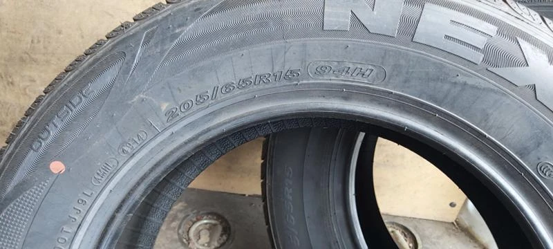 Гуми Летни 205/65R15, снимка 5 - Гуми и джанти - 33172687