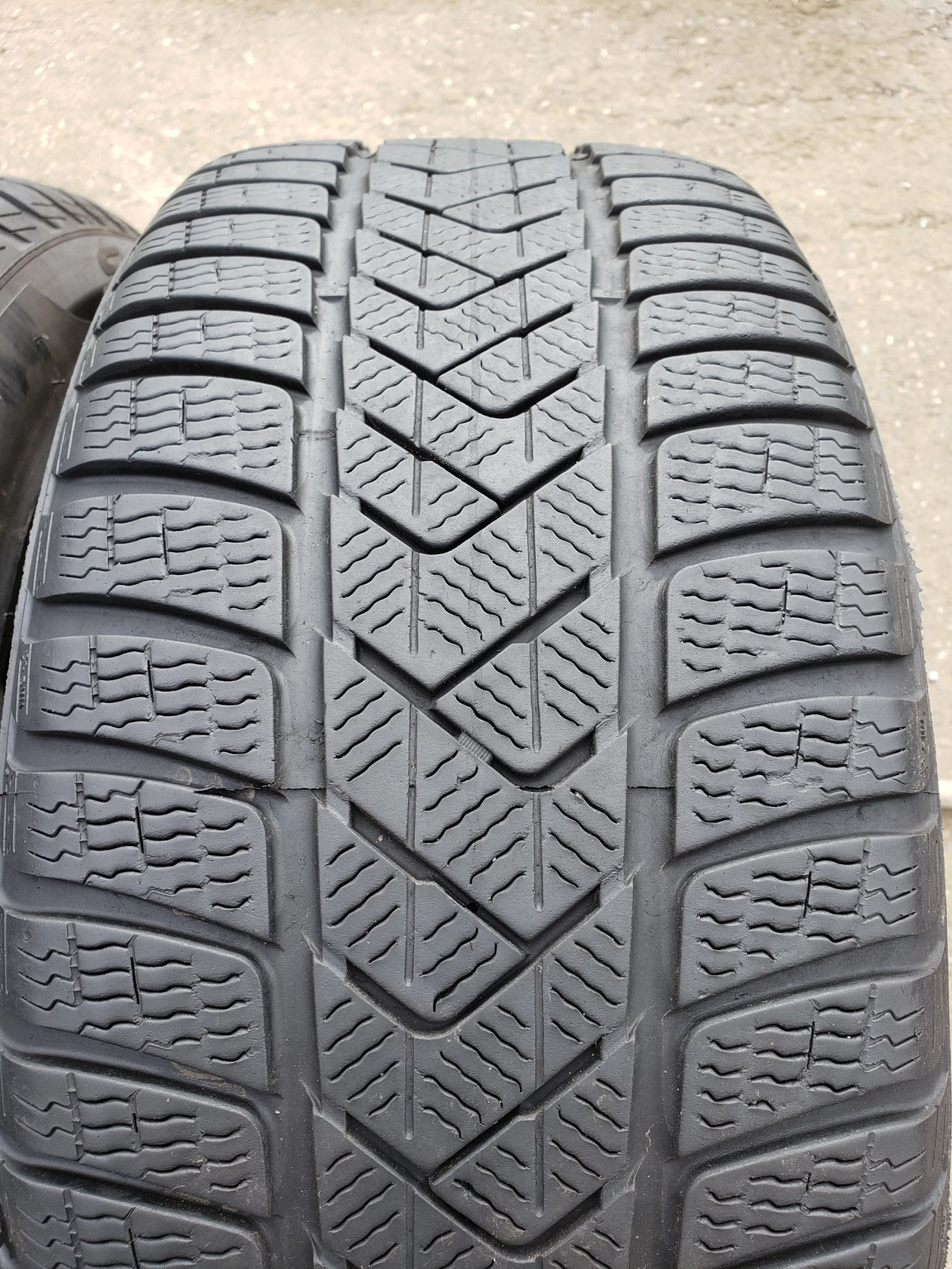 ���� 235/45R18 | Mobile.bg � ����������� 1