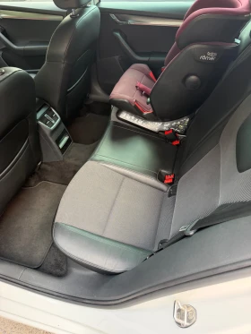 Skoda Octavia 3FL 2.0TDI Style DSG7 кожа, снимка 14