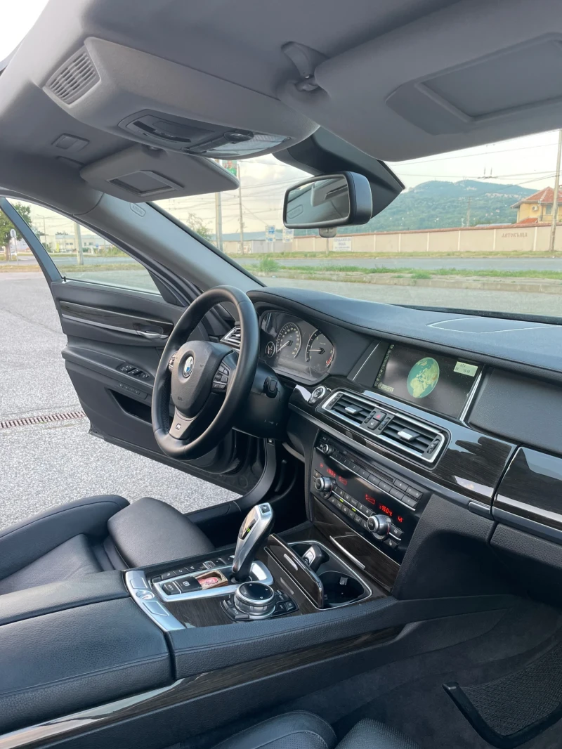 BMW 740 Xd* HUD* NBT, снимка 17 - Автомобили и джипове - 47457847