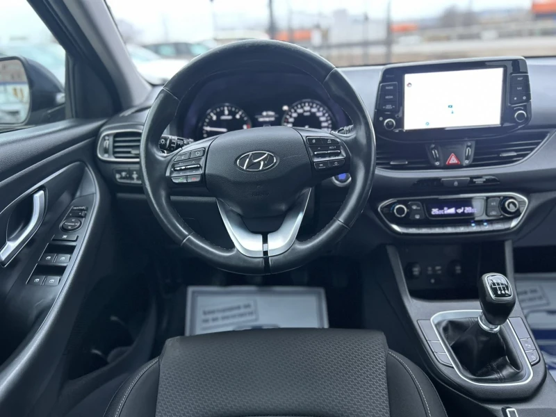 Hyundai I30 1.6 CRDI 110 * KEYLESS * DISTRONIC * CAMERA * , снимка 10 - Автомобили и джипове - 48358950