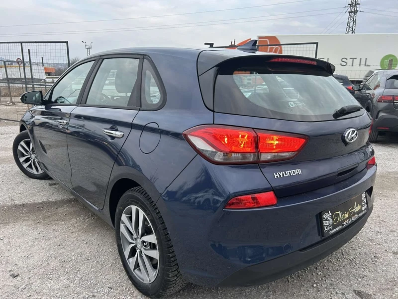 Hyundai I30 1.6 CRDI 110 * KEYLESS * DISTRONIC * CAMERA * , снимка 6 - Автомобили и джипове - 48358950