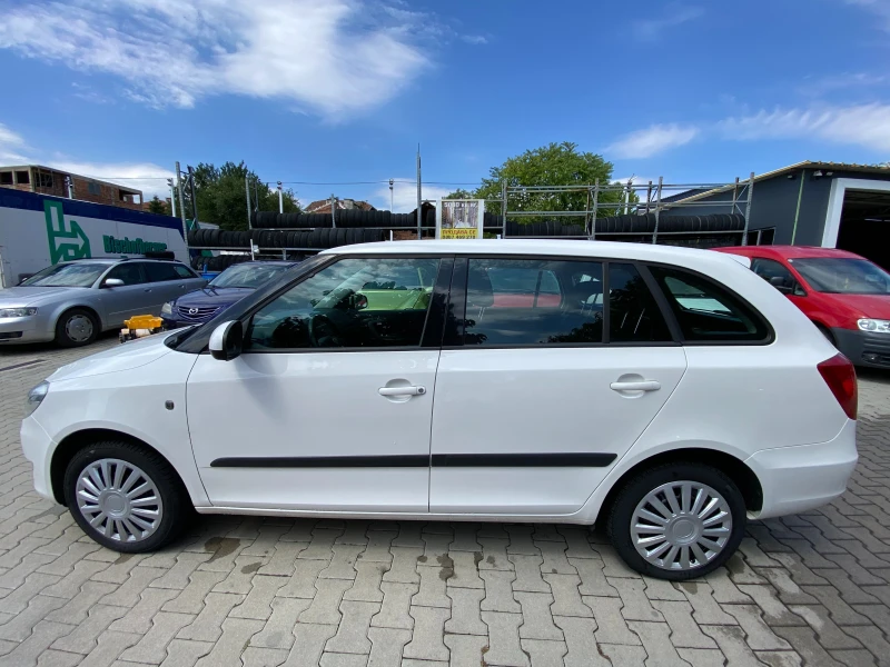 Skoda Fabia 62000км Автоматик, снимка 2 - Автомобили и джипове - 51484613