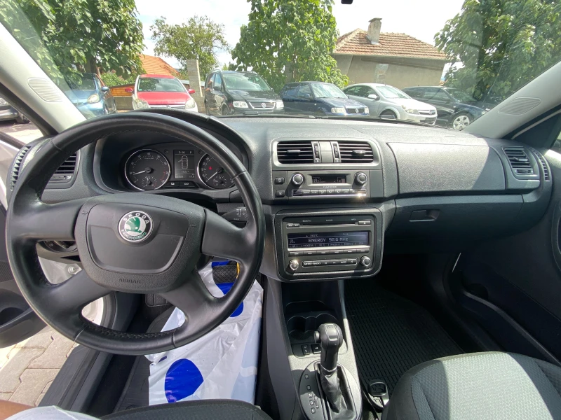 Skoda Fabia 62000км Автоматик, снимка 12 - Автомобили и джипове - 51484613