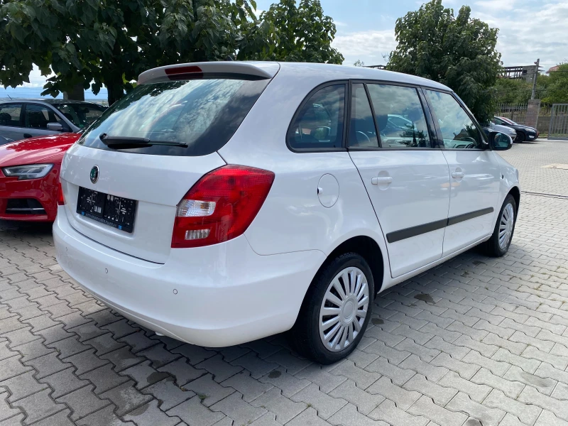 Skoda Fabia 62000км Автоматик, снимка 5 - Автомобили и джипове - 51484613