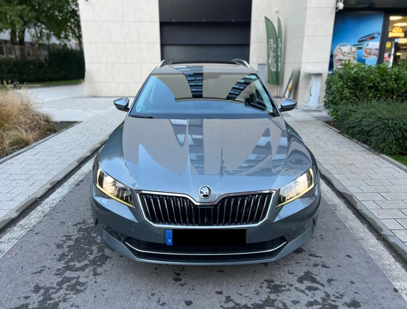 Skoda Superb 2.0 TDI EDITION PANORAMA ALCANTARA, снимка 2 - Автомобили и джипове - 52659354