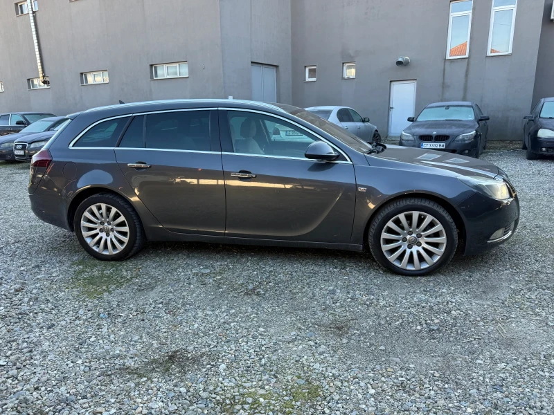 Opel Insignia, снимка 7 - Автомобили и джипове - 52926755