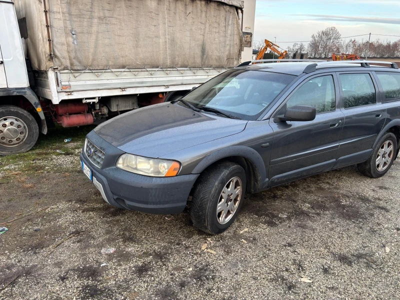 Volvo Xc70 2.4d, 163кс, 06г, 4x4, , Италия , снимка 9 - Автомобили и джипове - 53280229