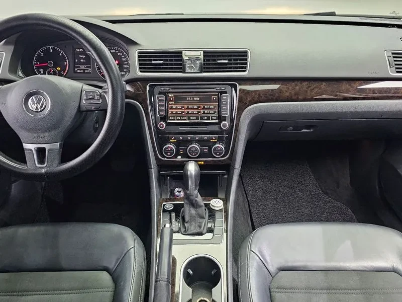 VW Passat 2.0 TDI, снимка 7 - Автомобили и джипове - 54298602