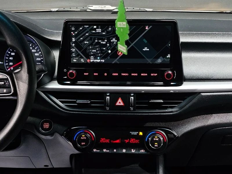 Kia K3 1.6 Automatic, снимка 11 - Автомобили и джипове - 55585780