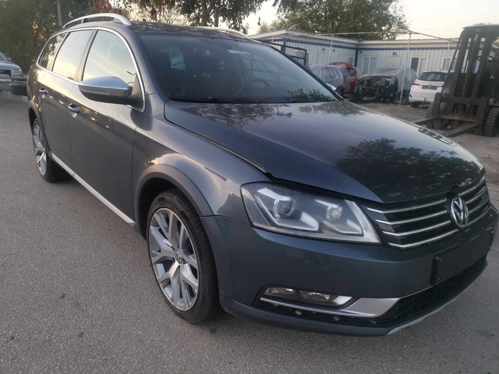 VW Passat Alltrack 2.0tdi - изображение 2