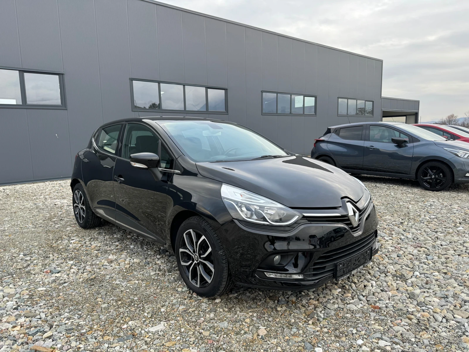 Renault Clio  - изображение 7