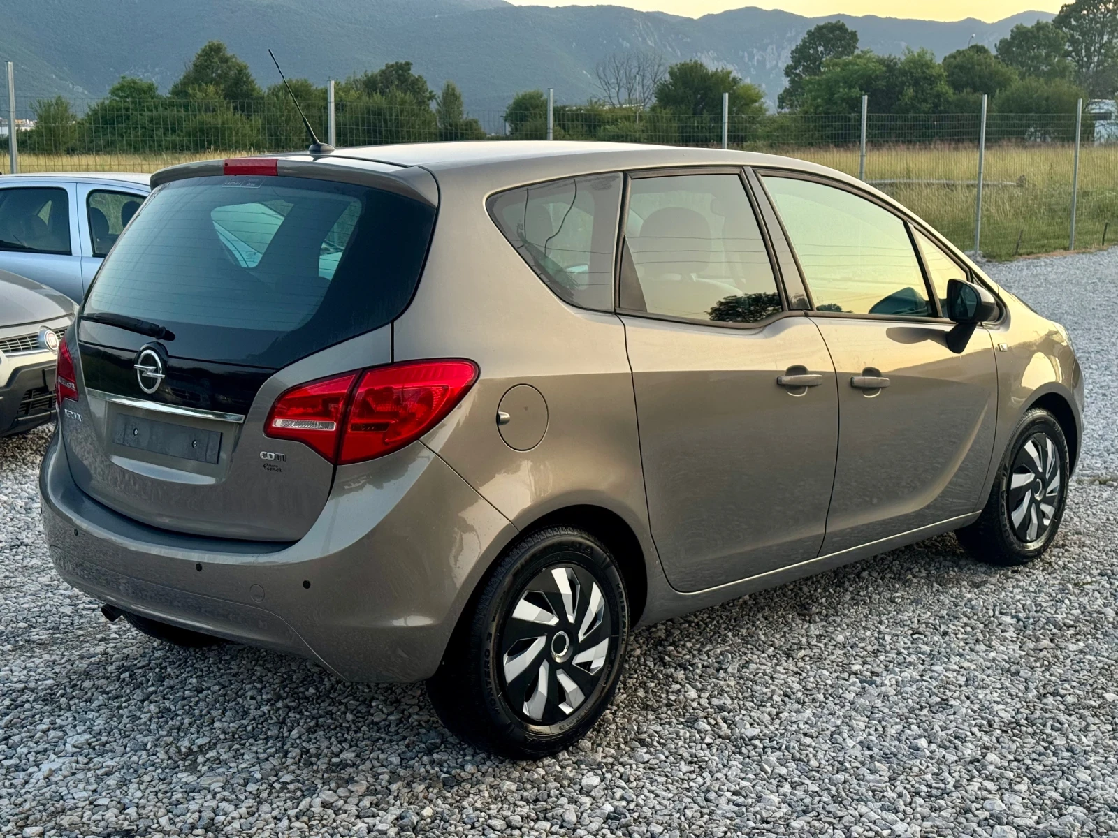 Opel Meriva 1.3 CDTI - изображение 6