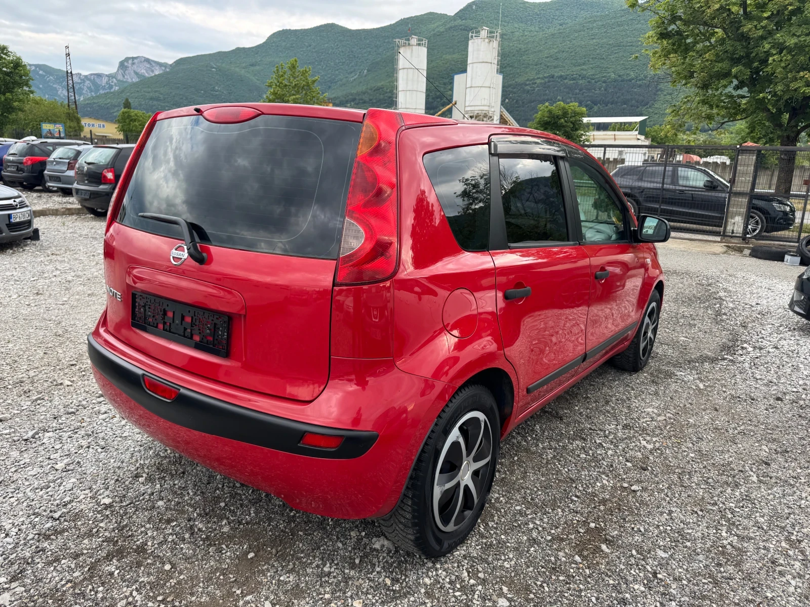 Nissan Note 1.4i KLIMA 105000km - изображение 6