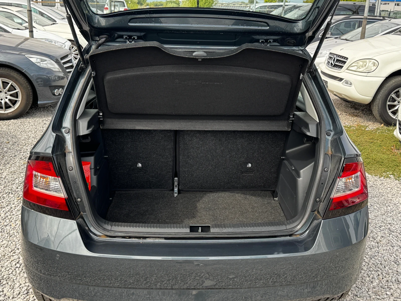 Skoda Fabia 1.0 бензин(възможност за газ)70000км - изображение 2